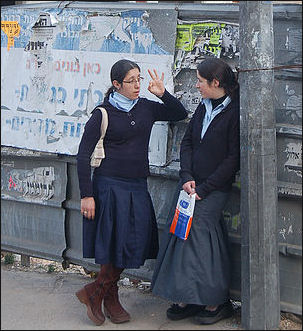 20120505-Hasidic Girls.jpg